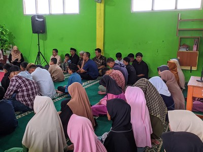 Tausyiah dari Ustadz