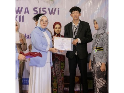 Penghargaan Siswa Berprestasi