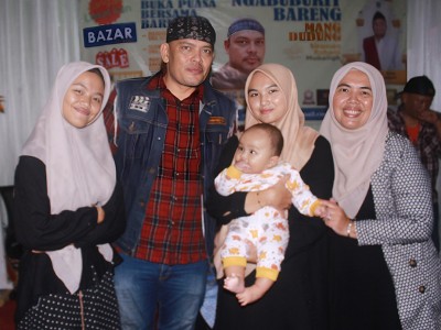 Foto Bareng Artist
