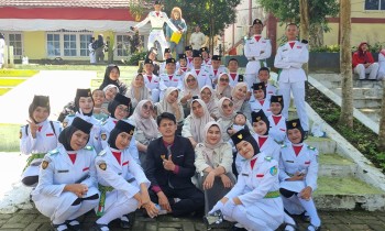 Upacara Pengibaran Bendera Merah Putih dalam rangka HUT ke 80 Kemerdekaan RI Tingkat Kecamatan Kadudampit