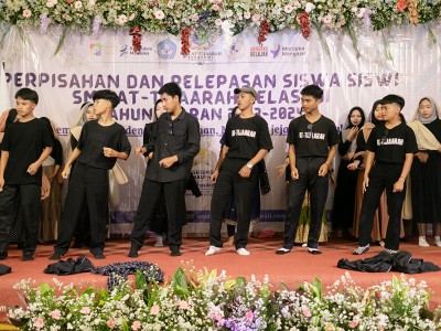Tari India Kelas 10