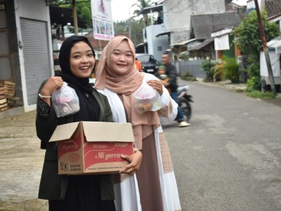 Berbagi Takjil Gratis