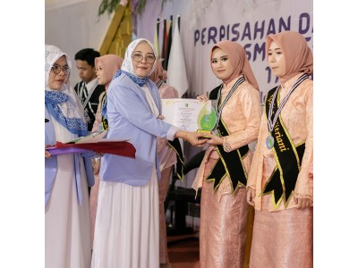 Penghargaan Siswa Berprestasi
